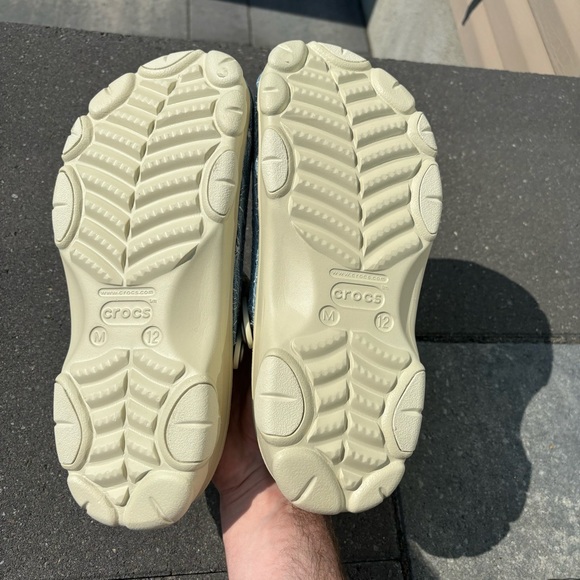 Levis Crocs - Picture 3 of 3